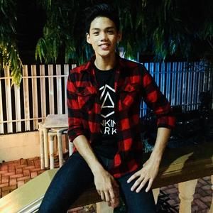 Meet your Posher, Lance